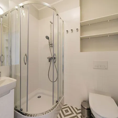 Invest Perla B6 Apartment